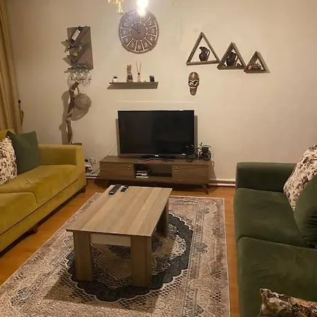 Uskudar'da Merkezi 2+1 Daire Διαμέρισμα