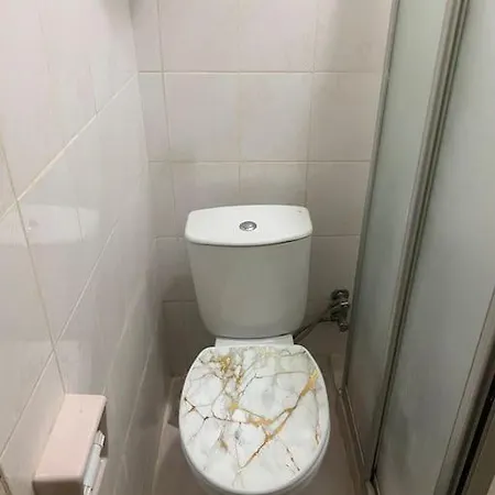 Uskudar'da Merkezi 2+1 Daire Διαμέρισμα